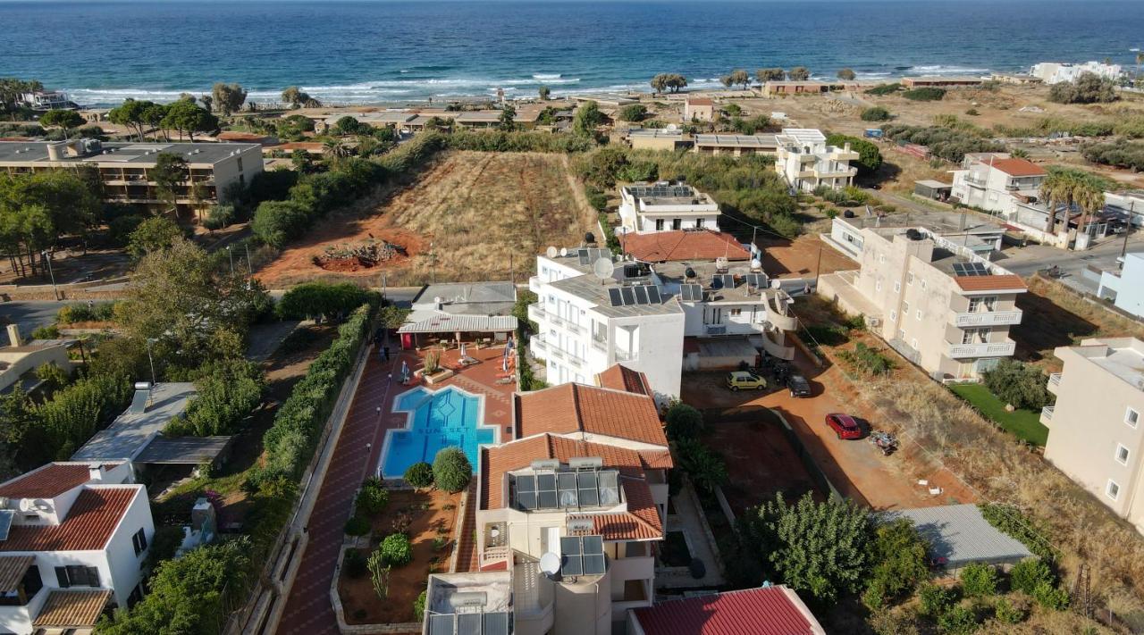 Sunset Apartments Малиа Екстериор снимка