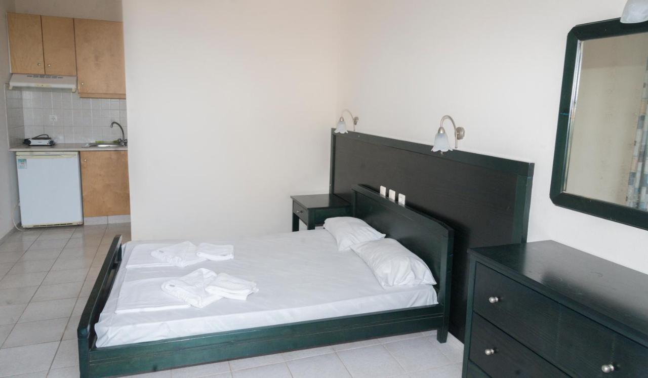 Sunset Apartments Малиа Екстериор снимка